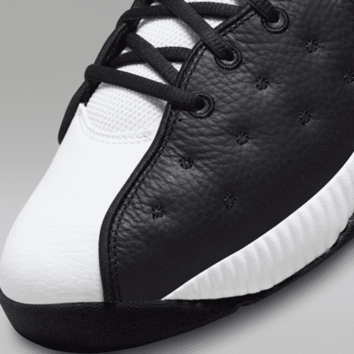 Jordan jumpman team 2 black and white top